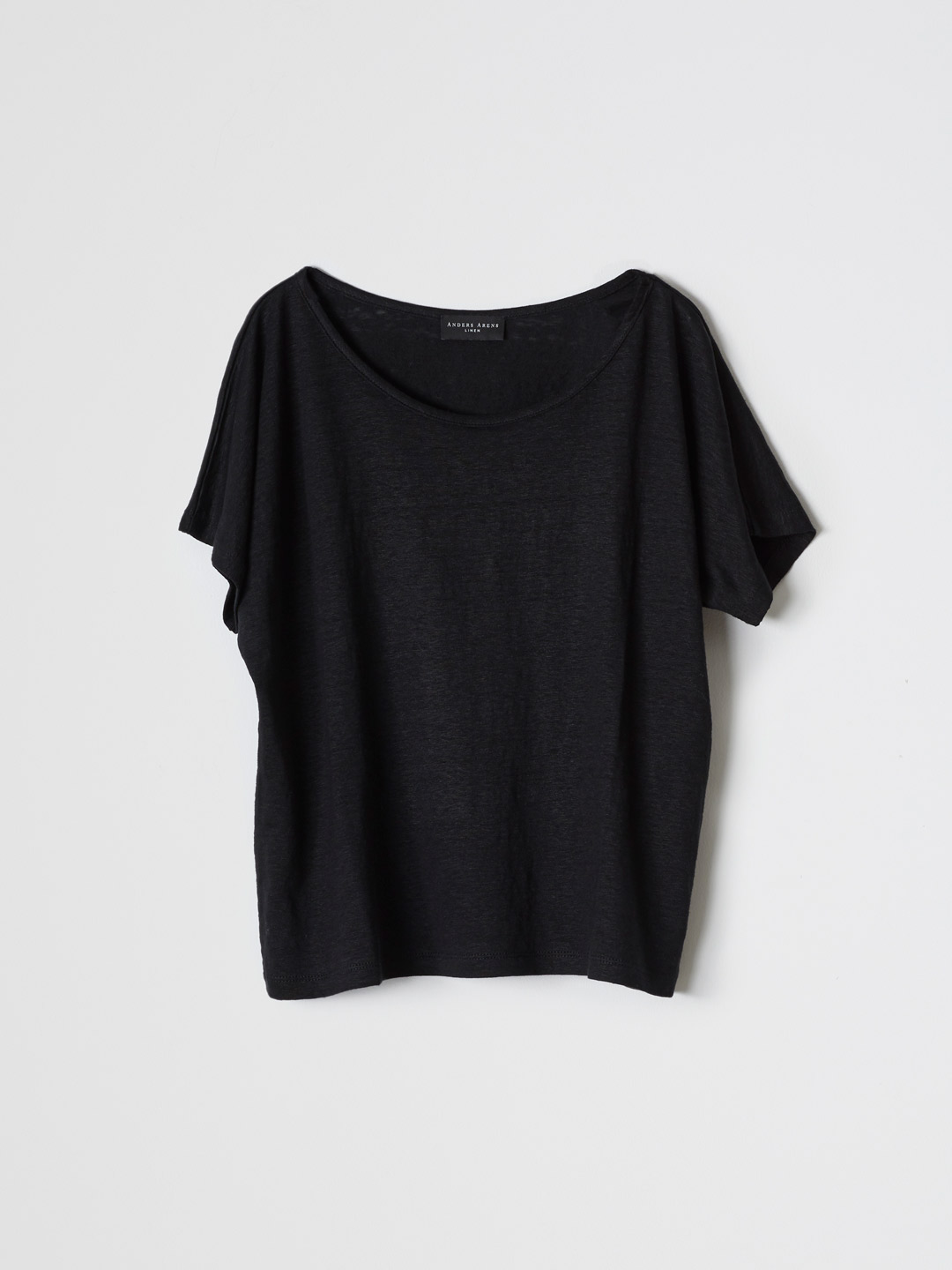 MADRAGUE Short Sleeve Boat Neck T-shirt - Black