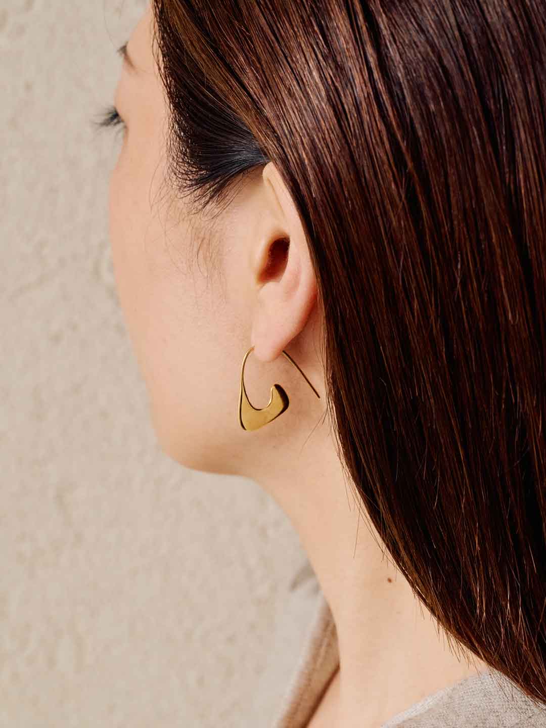 Curb Pierced Earrings - Gold