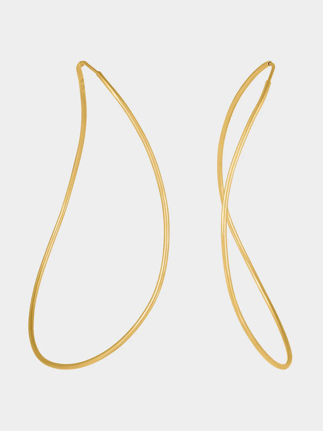 Silhouette Pierced Earring - Gold