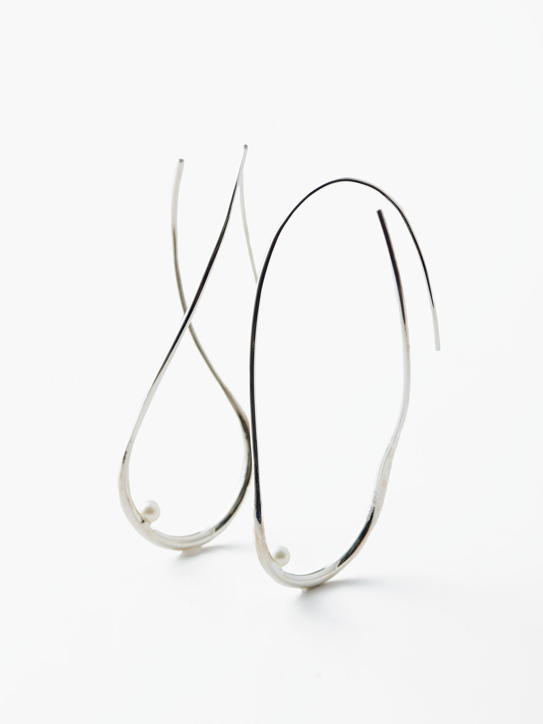 Drift Pierced Earring With Pearl - Silver