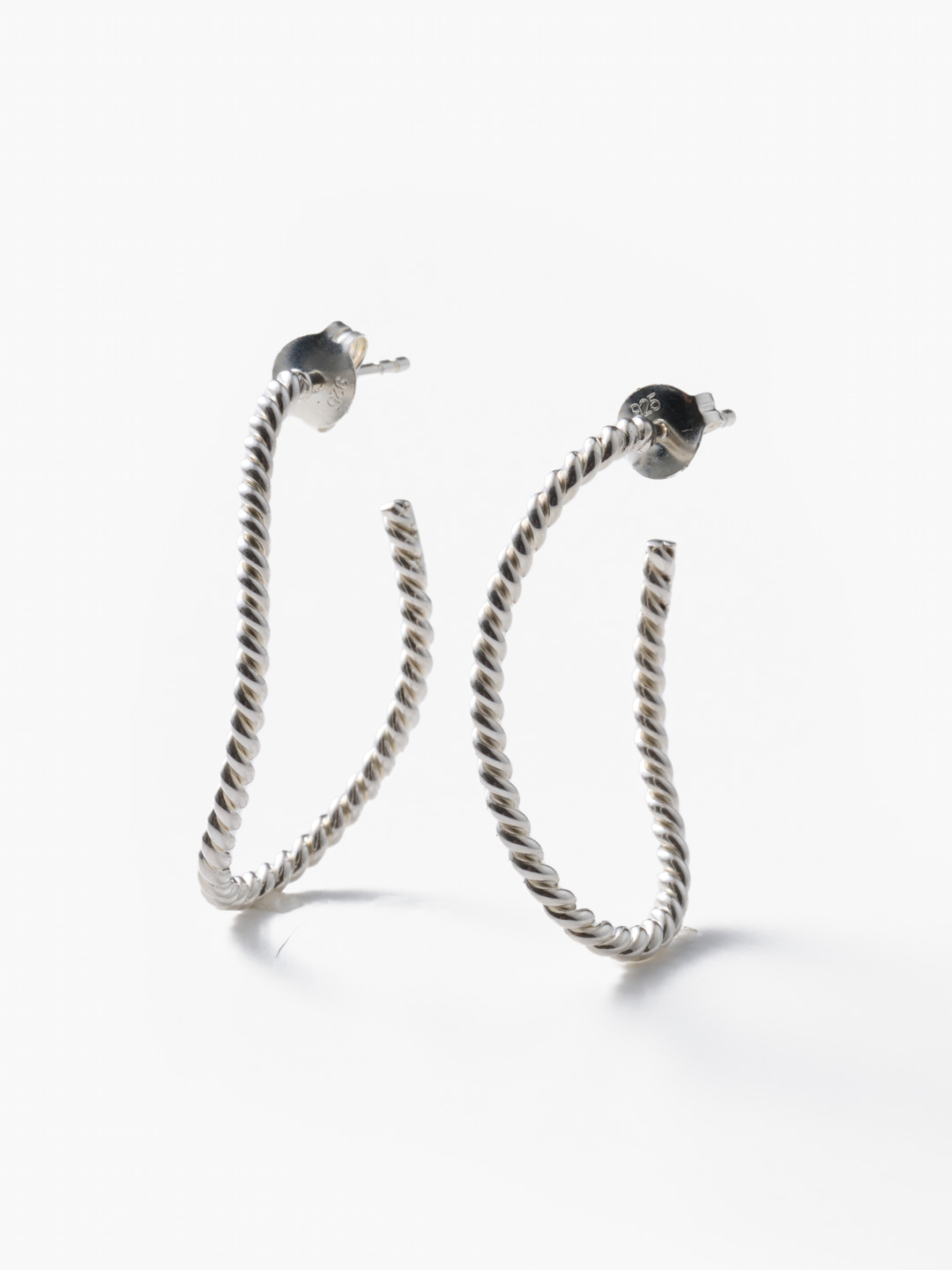 新品 BAR Jewellery バージュエリー SMALL VEGA ピアス 新品 BAR Jewellery バージュエリー SMALL VEGA ピアス