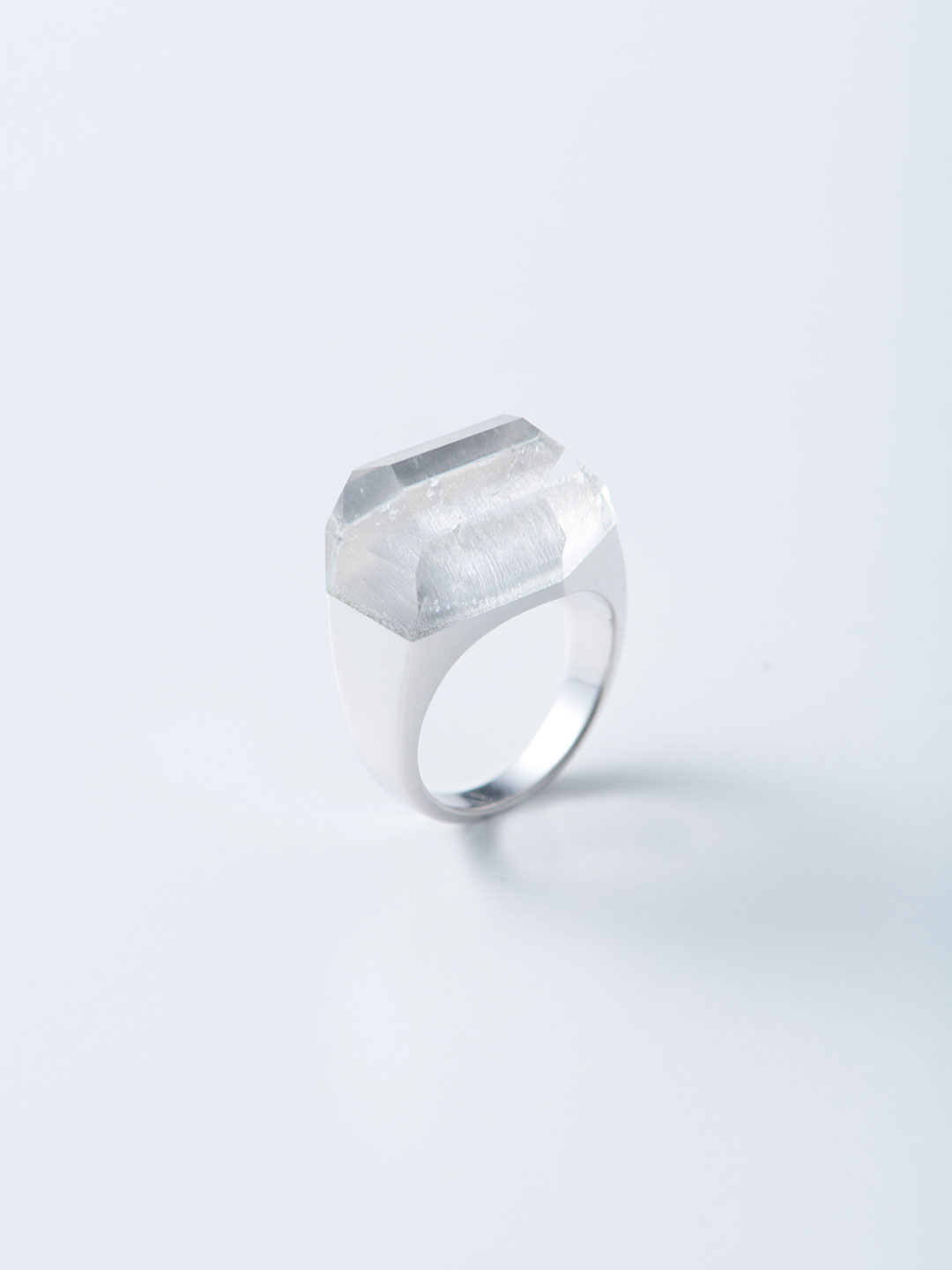 Rock Ring L No.57 / Quartz Himalaya - Silver