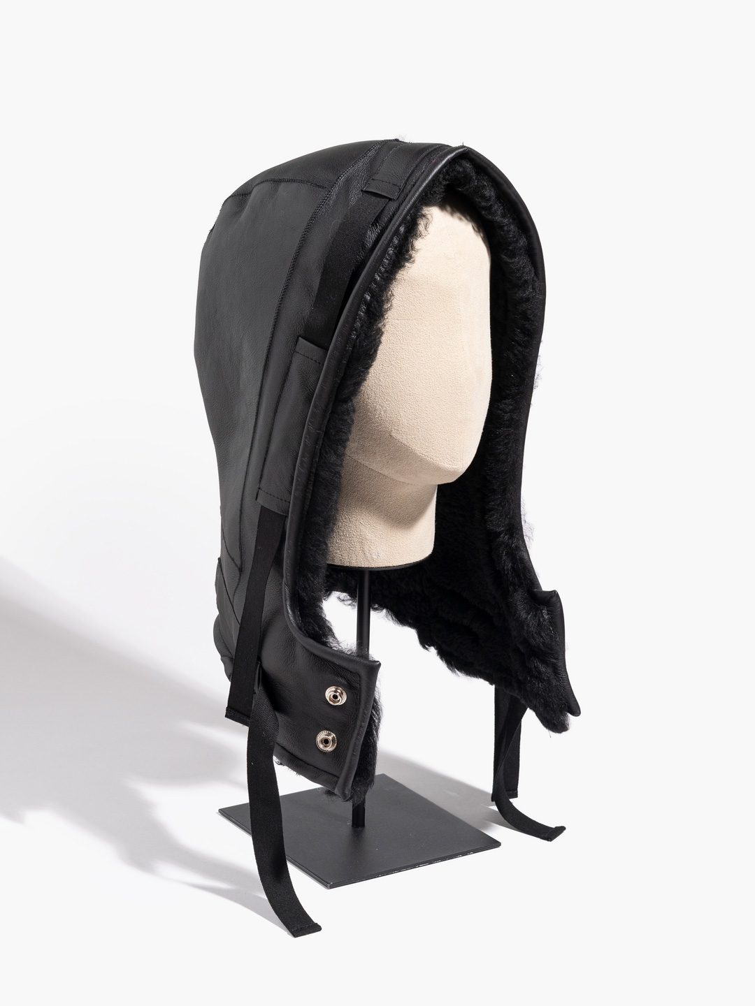 Mouton Hood - Black