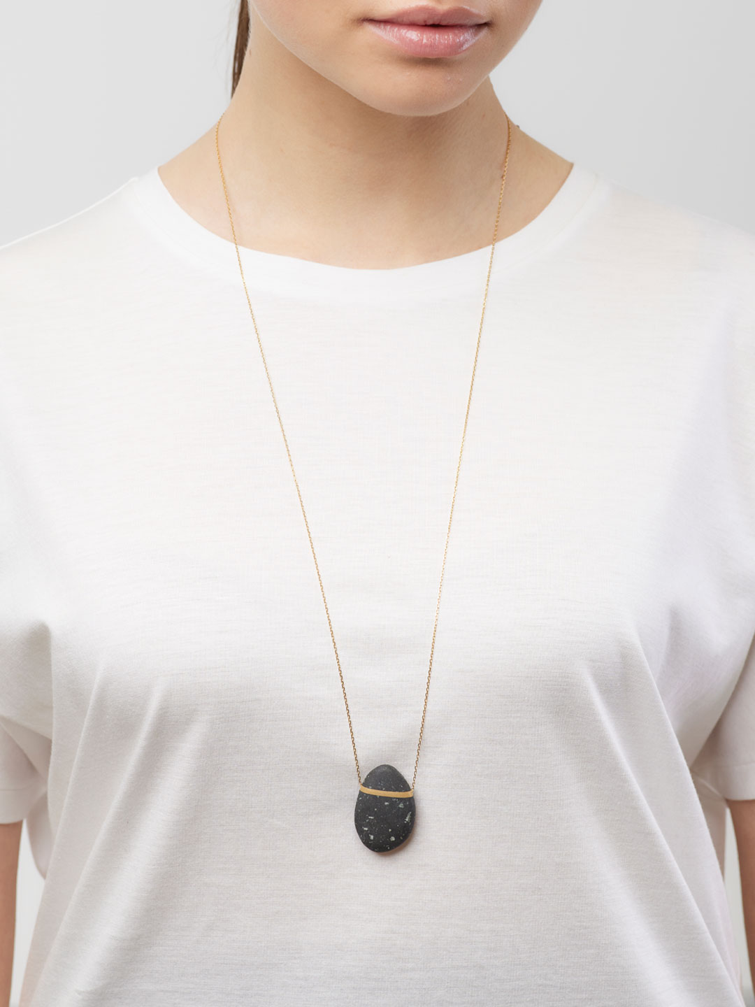 Round Series Necklace No.1 / River Stone - Yellow Gold