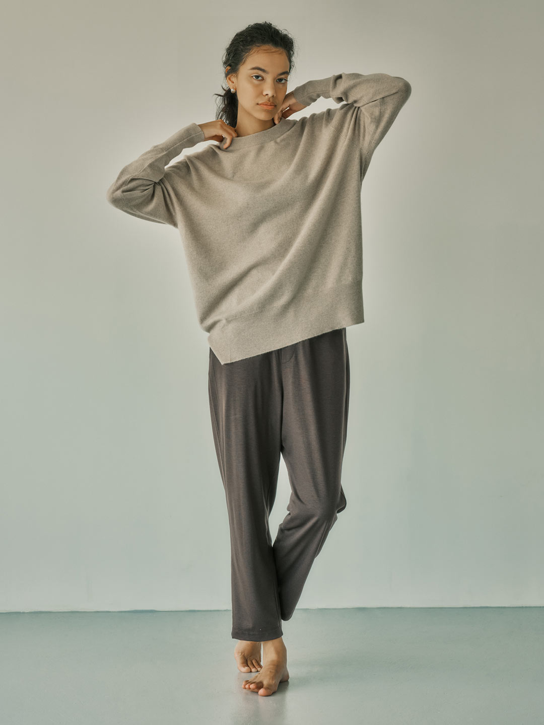 B1461 つゆくさ PICEA(ピセア) | 14ゲージ クルーネック - ベージュ | ESCAPERS ONLINE