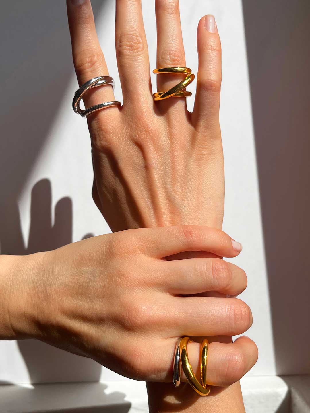 Charlotte Chesnais シャルロットシェネ HANA Charlotte Chesnais(シャルロット シェネ) | ハナ ピアス