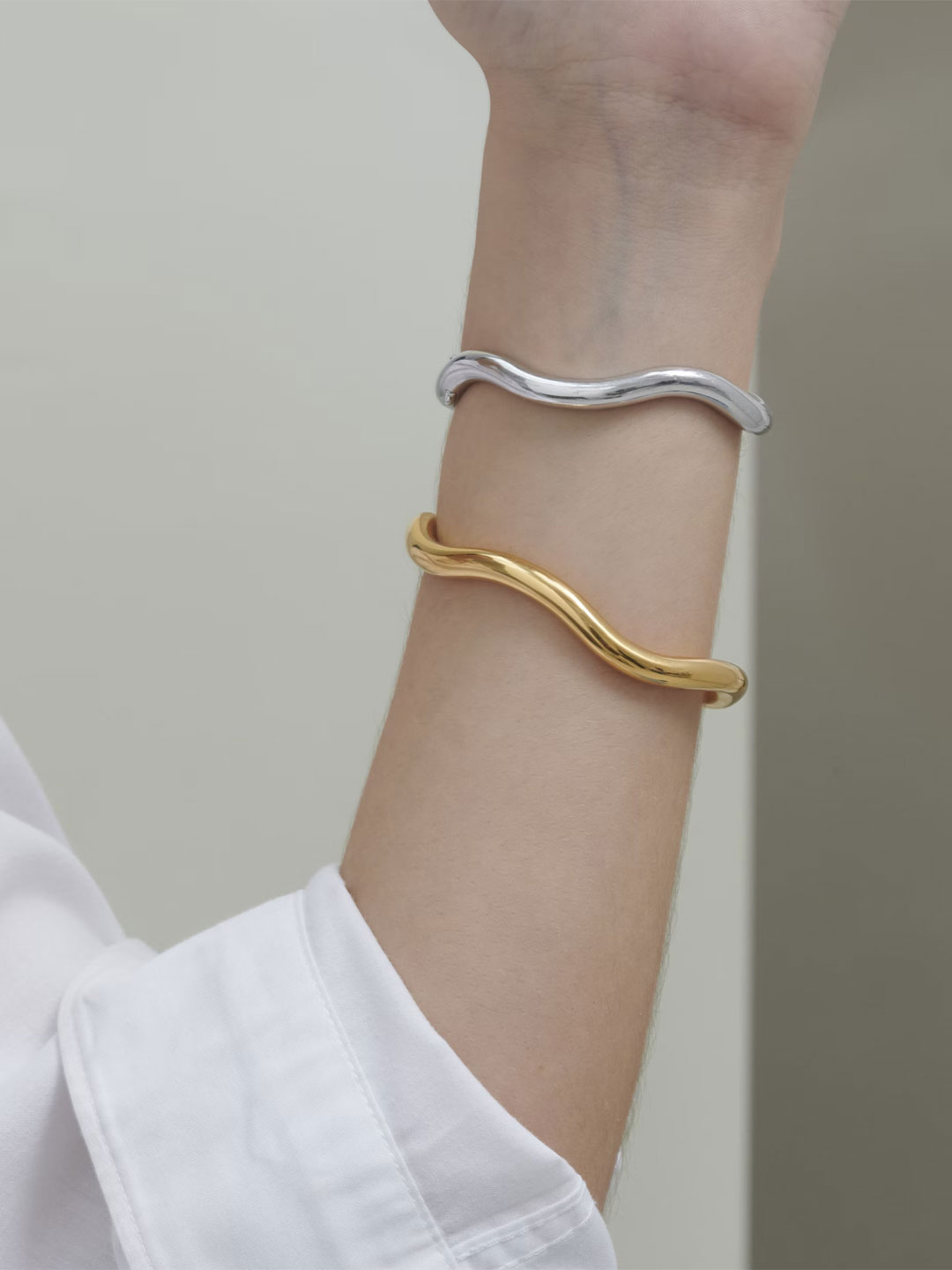 Wave Bracelet - Silver/Yellow Gold