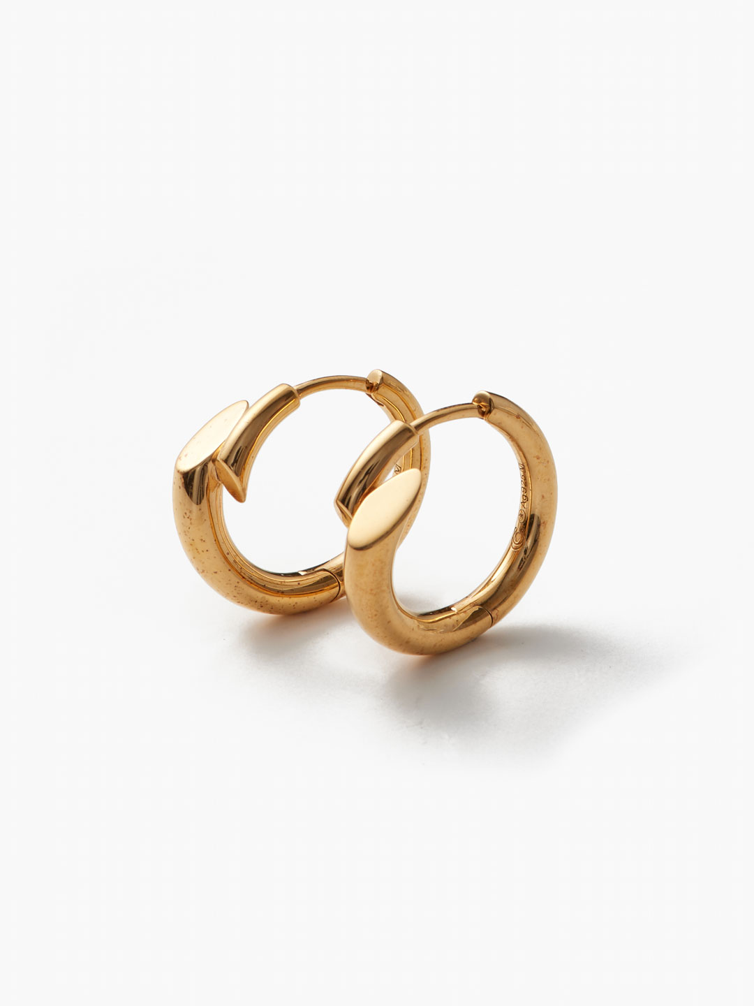 Charlotte Chesnais(シャルロット シェネ) | Jewelry | ESCAPERS Charlotte Chesnais(シャルロット シェネ) | Jewelry | ESCAPERS