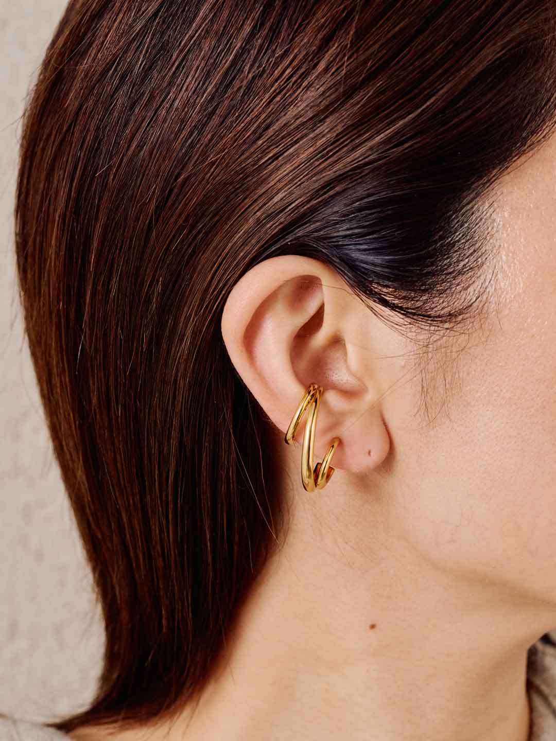 Charlotte Chesnais(シャルロット シェネ) | トリプル シングル ピアス