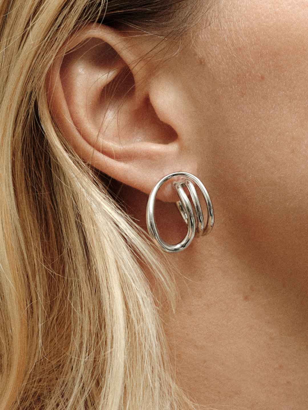 Charlotte Chesnais(シャルロット シェネ) | ラウンド トリップ ピアス