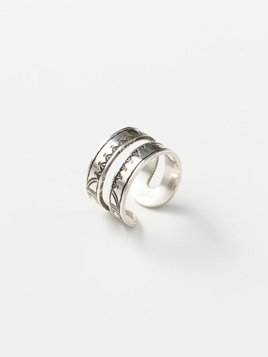 Zezi Tissght Flat Ring - Silver