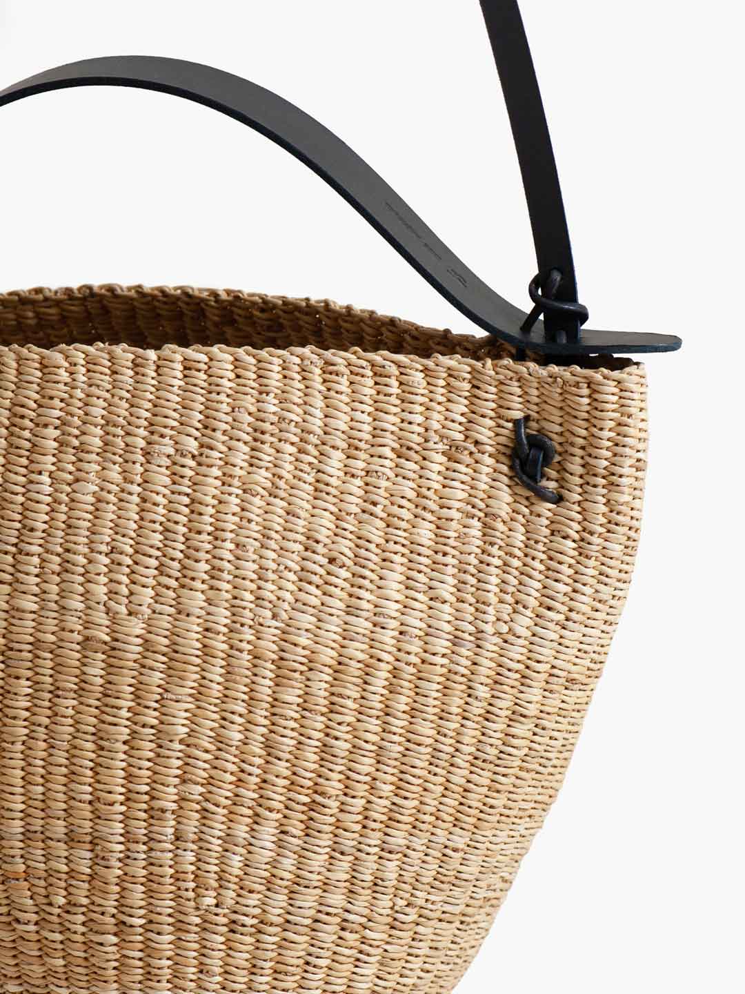 No.42 Medium Bell Shoulder Bag - Natural