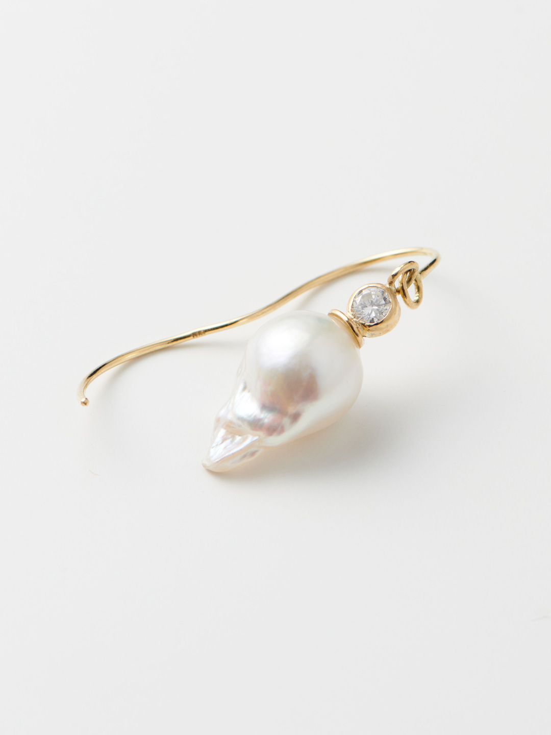 White Stones South Sea Pearl Pierced Earring  - Gold