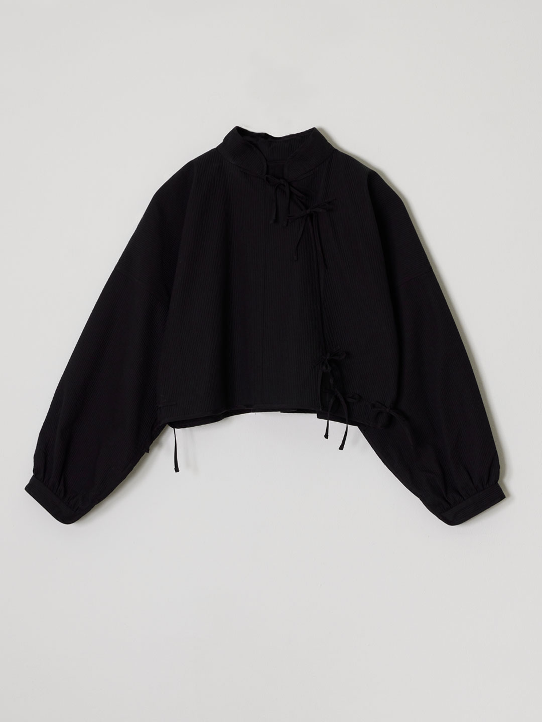 Oriental Front Cropped Jacket - Black