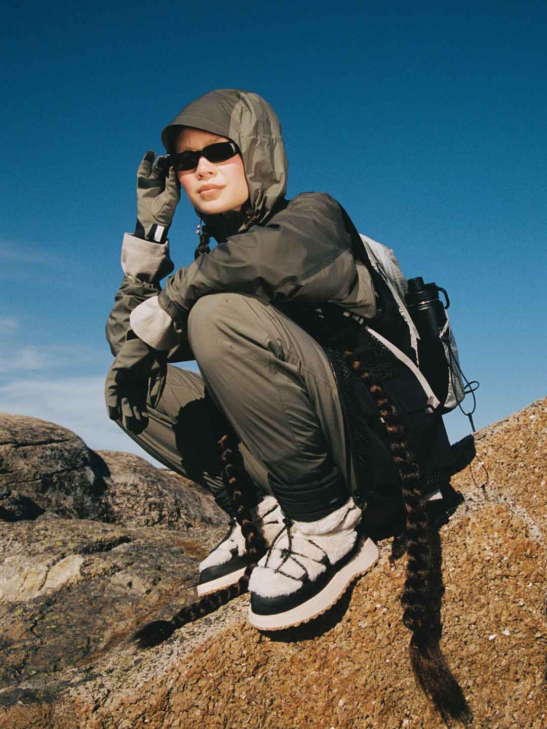 SUICOKE(スイコック) | PEPPER スリッポンシューズ - ベージュ SUICOKE(スイコック) | PEPPER スリッポンシューズ - ベージュ