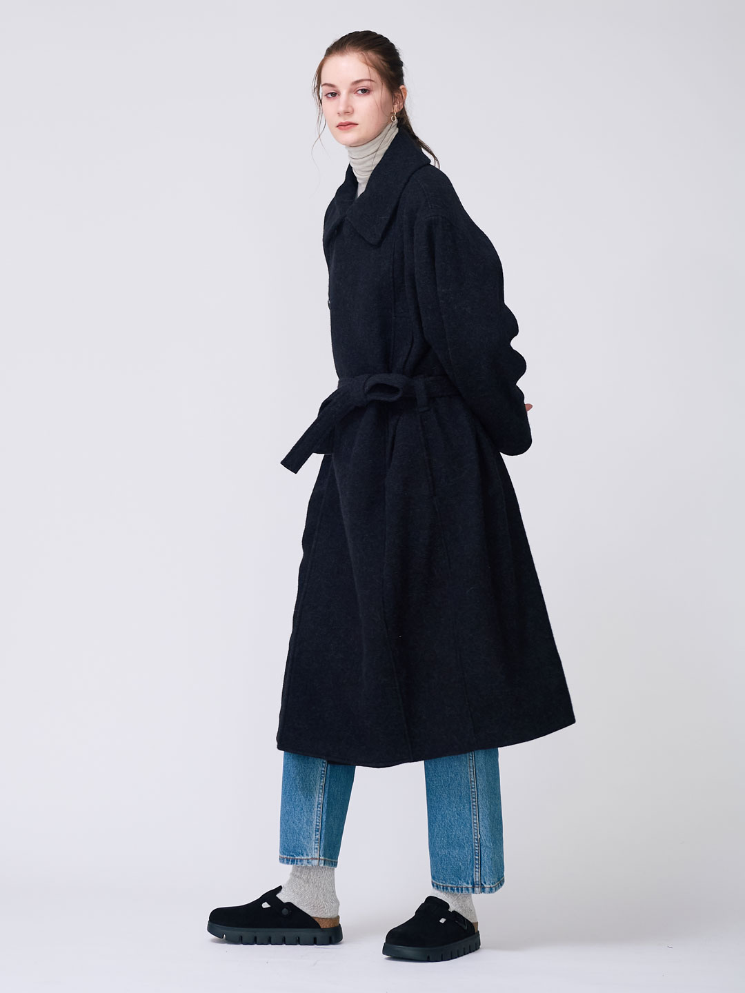 LE MAIRE(ルメール) | アシンメトリック バスローブ コート - ブラック