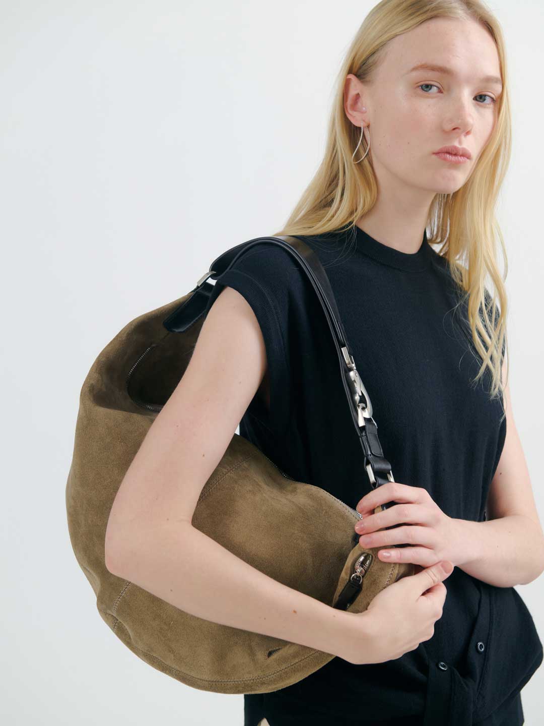 Quiver Clip Bag - Beige