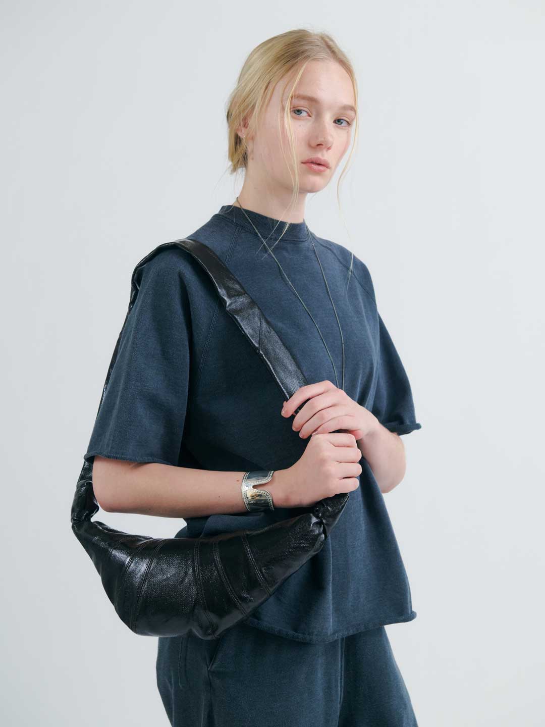 Small Croissant Cotton Bag - Truffle Black