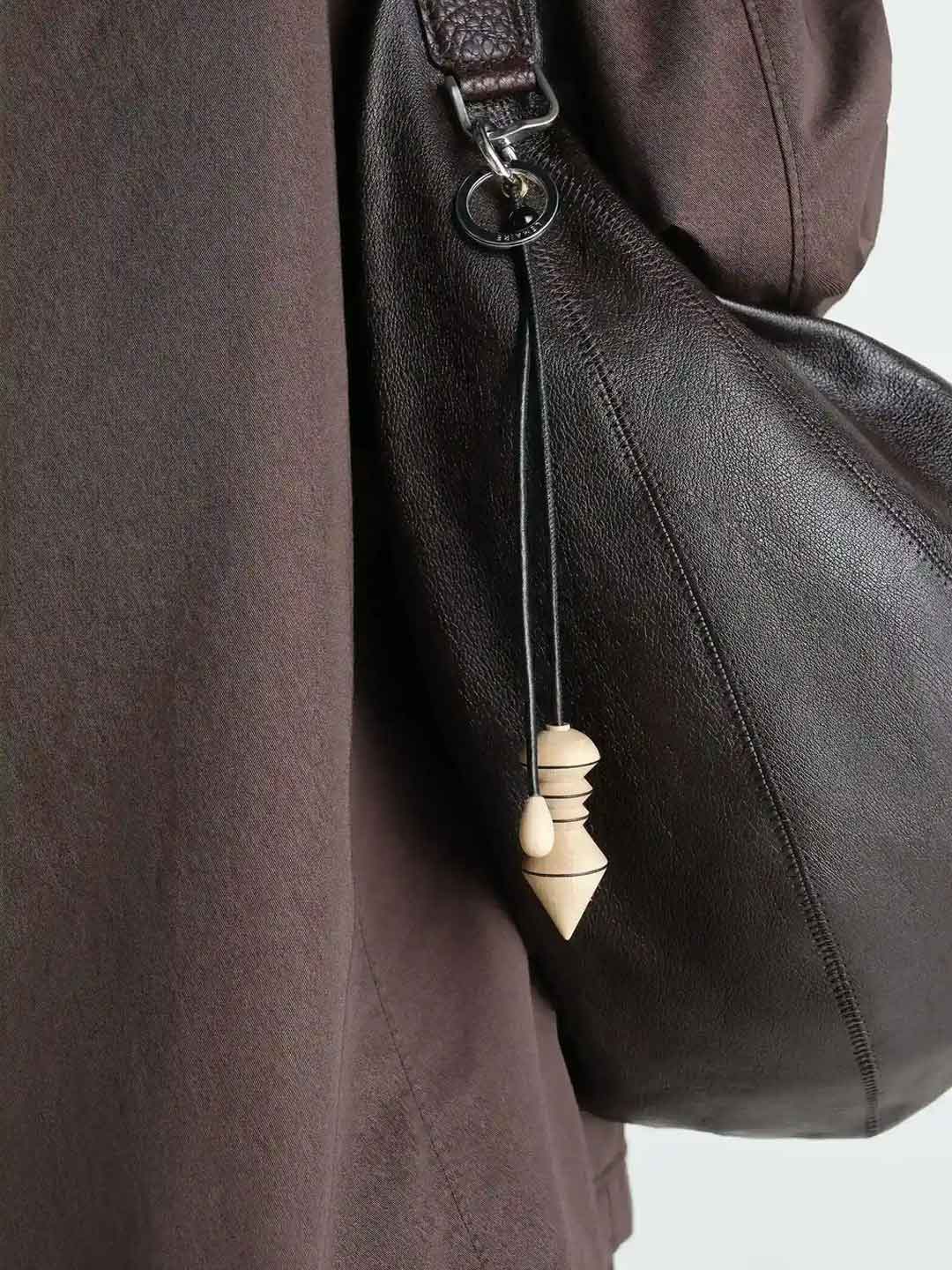 Pendulum Charm - Natural