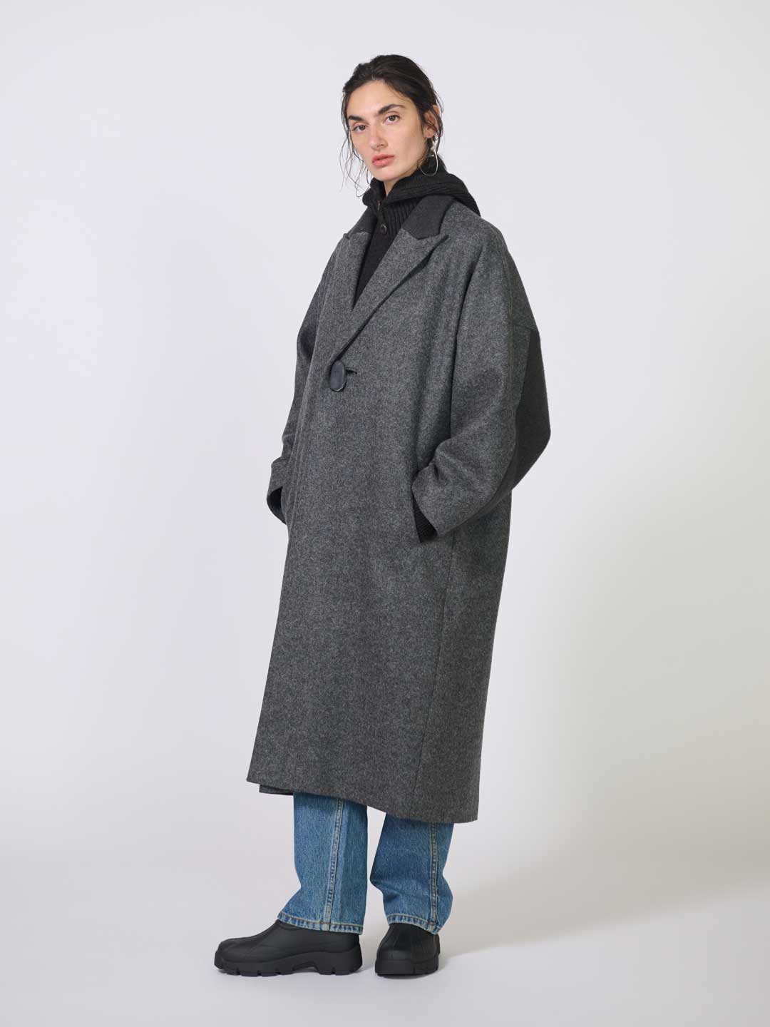 amachi. Cocoon Coat コート グレー 5 amachi. Cocoon Coat コート グレー 5 Faux Sherpa Cocoon Coat - Cool
