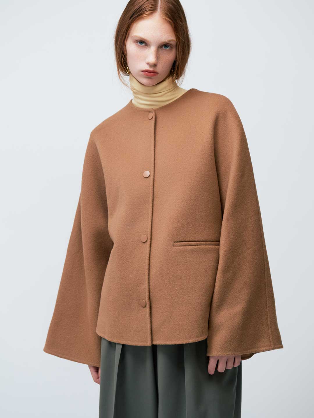 美品！【YENN】キャメル DOUBLE FACE CAPE JACKET YENN】キャメル DOUBLE FACE CAPE JACKET - メルカリ