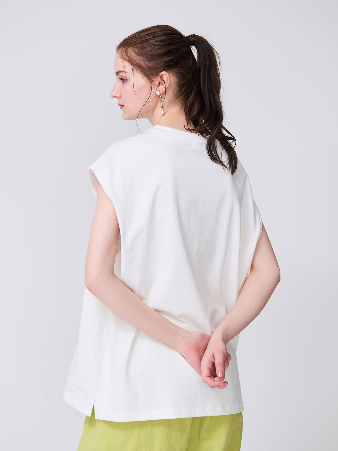 Fade No Sleeve Vest - White