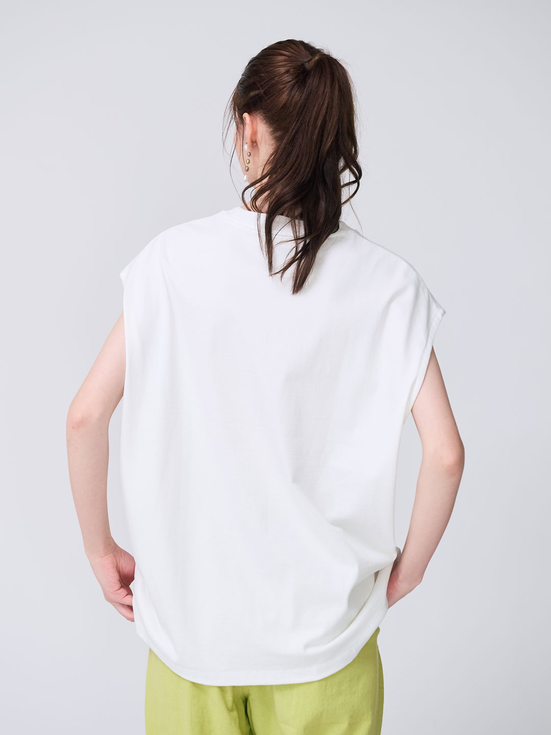 Fade No Sleeve Vest - White
