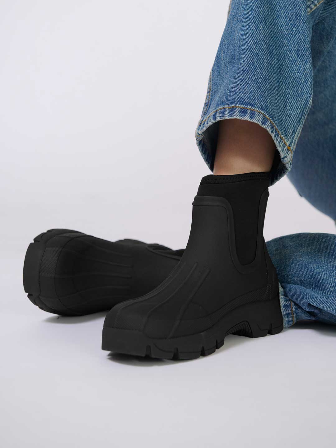 Marie Boots - Black