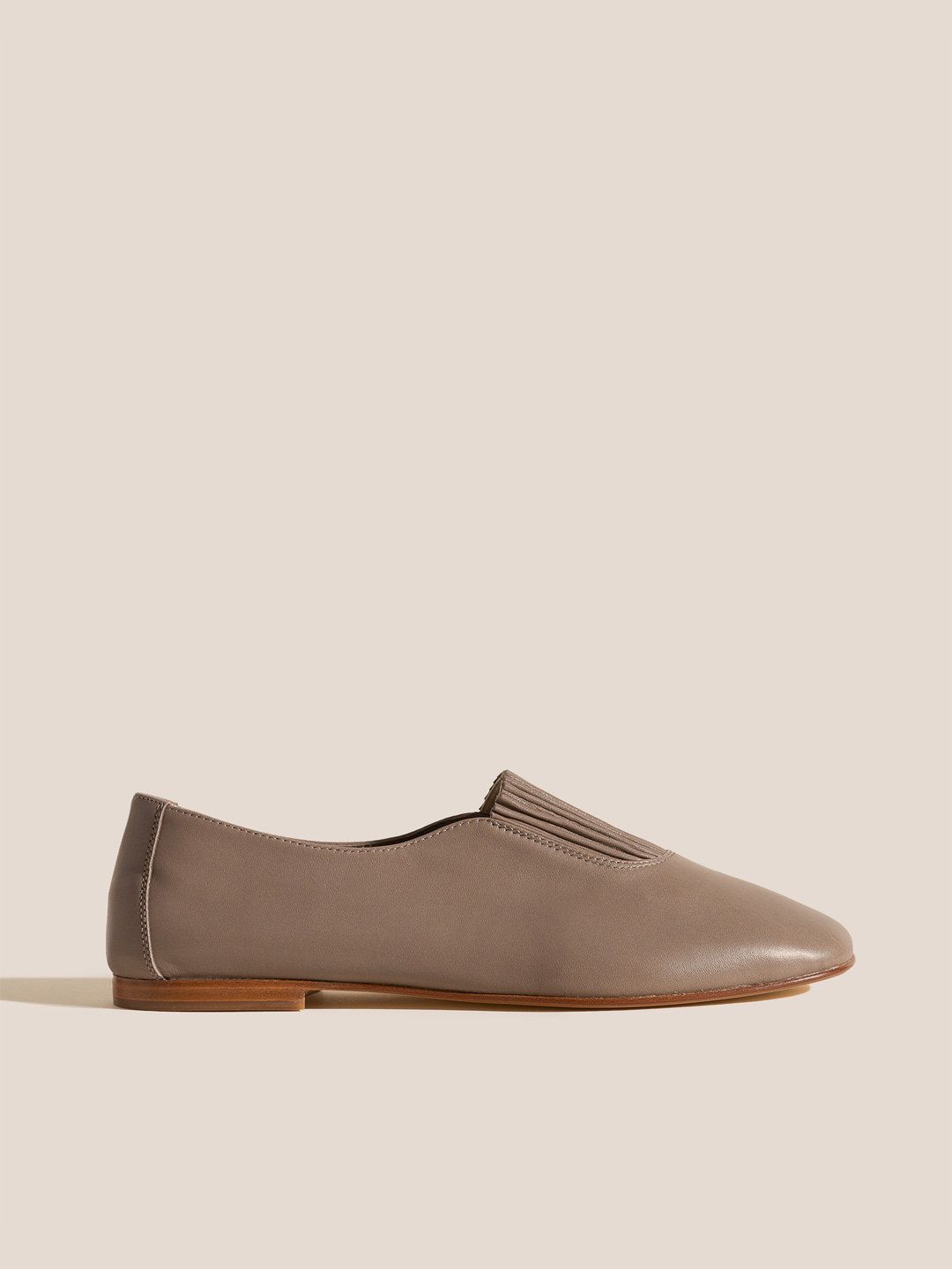CAOMA - Elasticated Slip-on Shoe - Ash