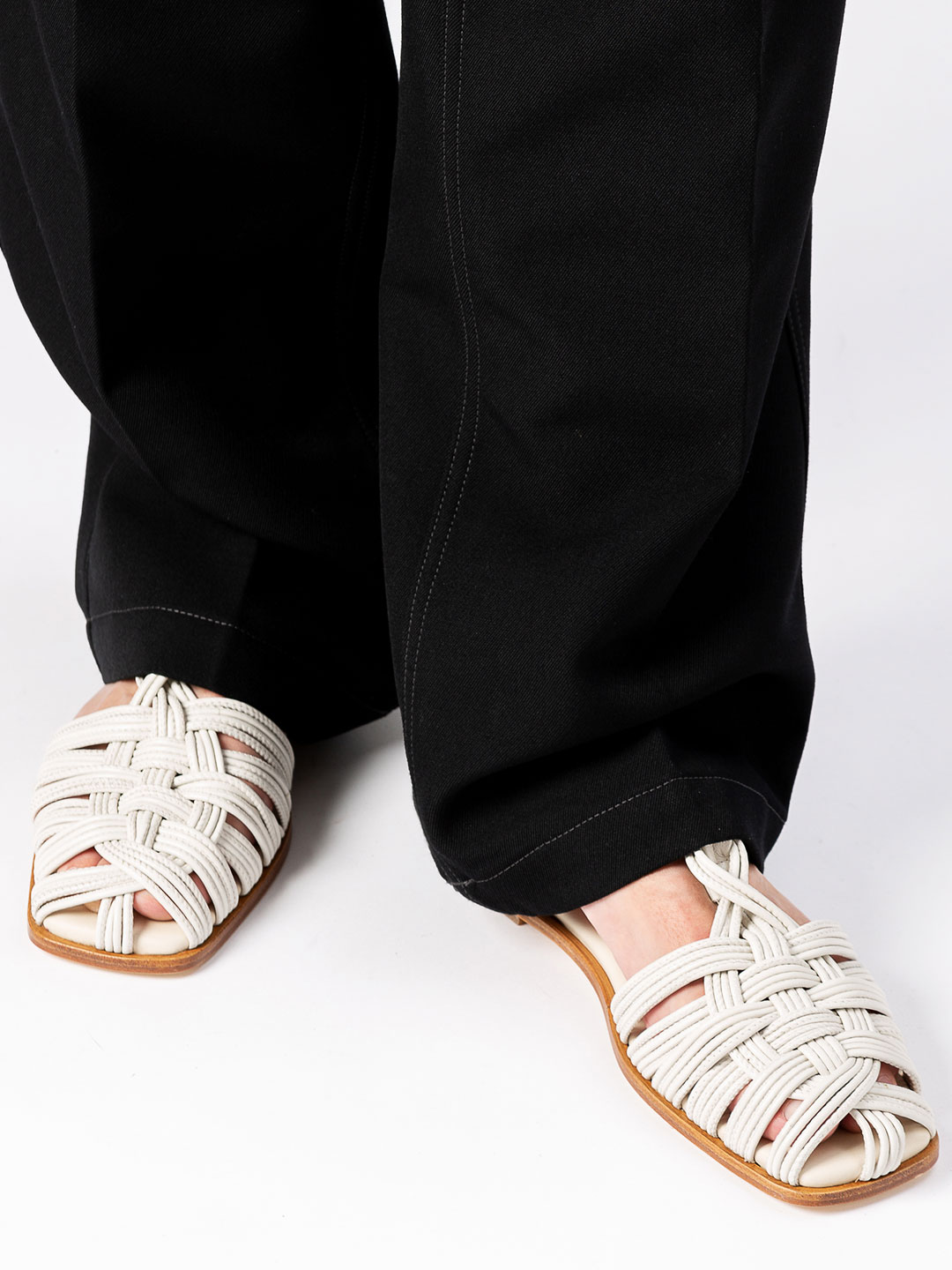 MANTELLA SUPPLE SHINY - Strappy Fisherman Sandal - Cream