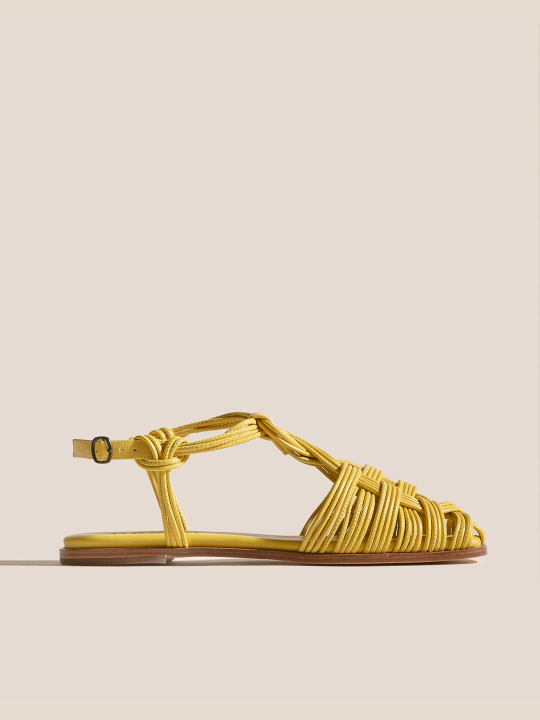 MANTELLA SUPPLE SHINY - Strappy Fisherman Sandal - Yellow