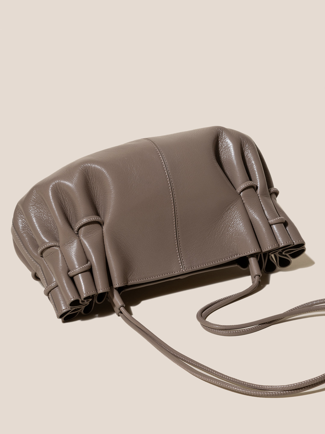 HEREU(ヘリュー) | アルタ プリーティド ショルダーバッグ HEREU(ヘリュー) | アルタ プリーティド ショルダーバッグ