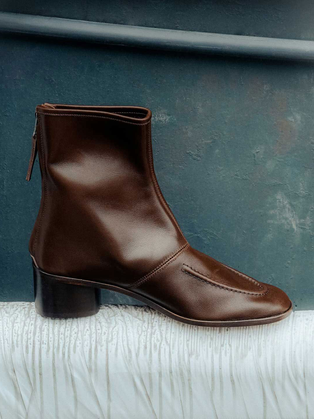 JULIOL BOOT HEELED - Soft Low-calf Boot - Dark Brown