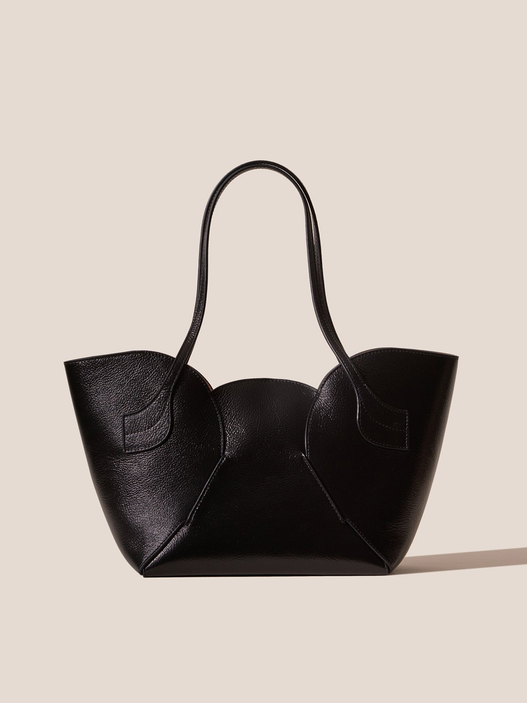 SEPAL S - Tulip Shape Tote Bag - Black