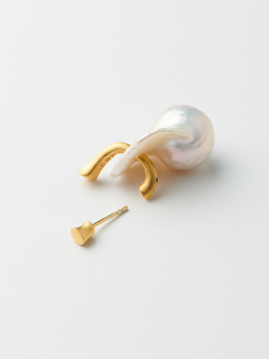 Baroque Pierced Earring  - Gold