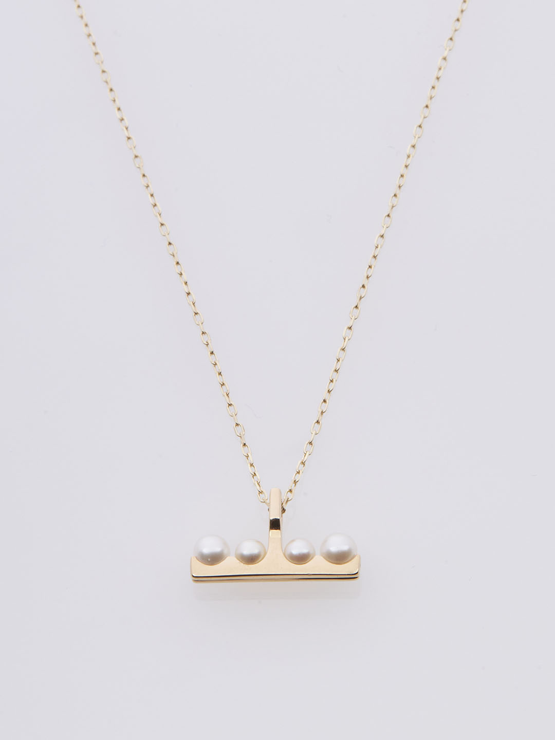 Beluga Pearl Necklace - Yellow Gold