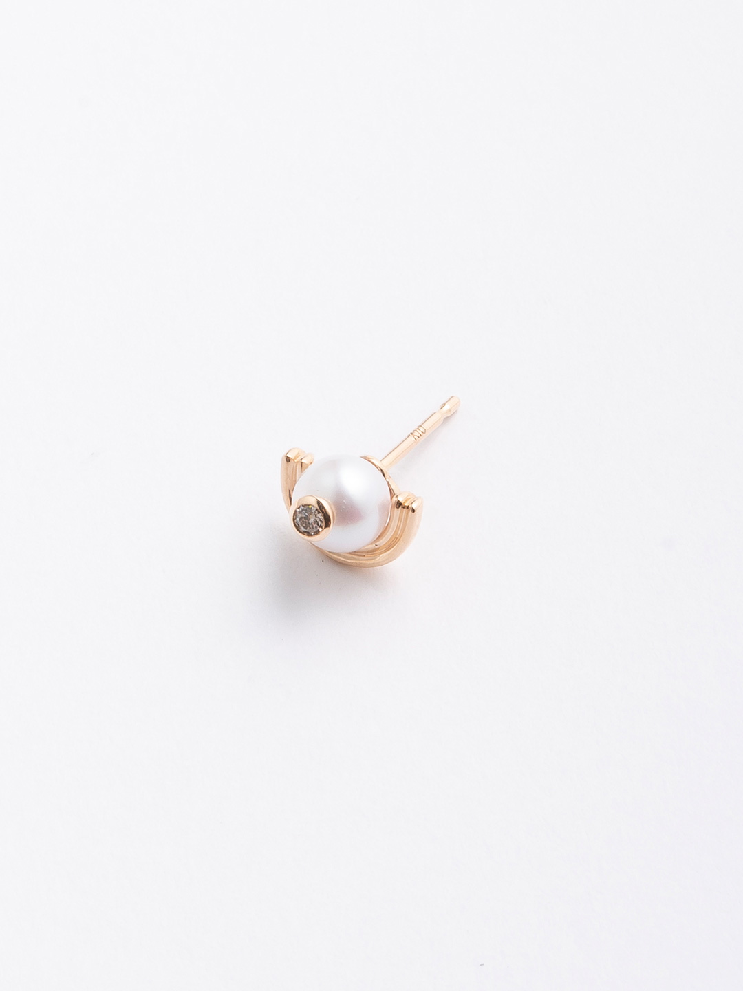 Beluga Pearl Diamond Earring - Yellow Gold