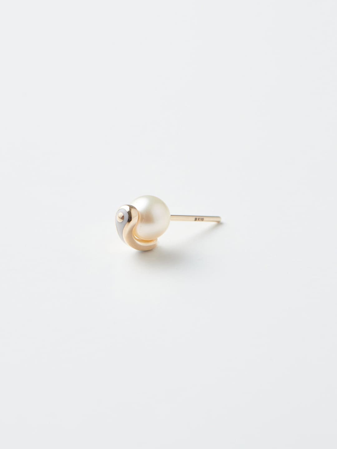 Bird of Paradise Pearl Pierced Earring - White