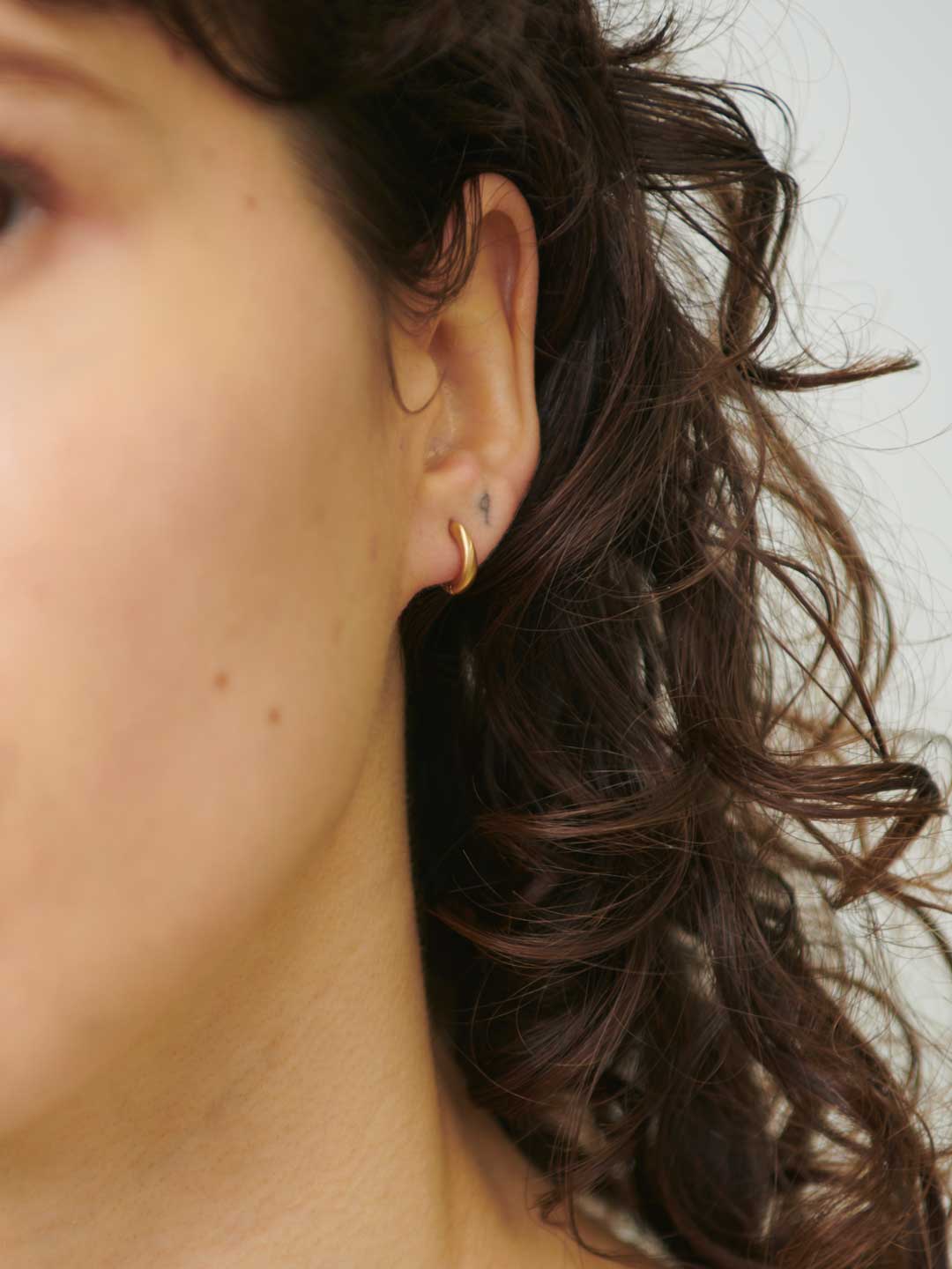 Humete Classic Pierced Earrings S - Yellow Gold