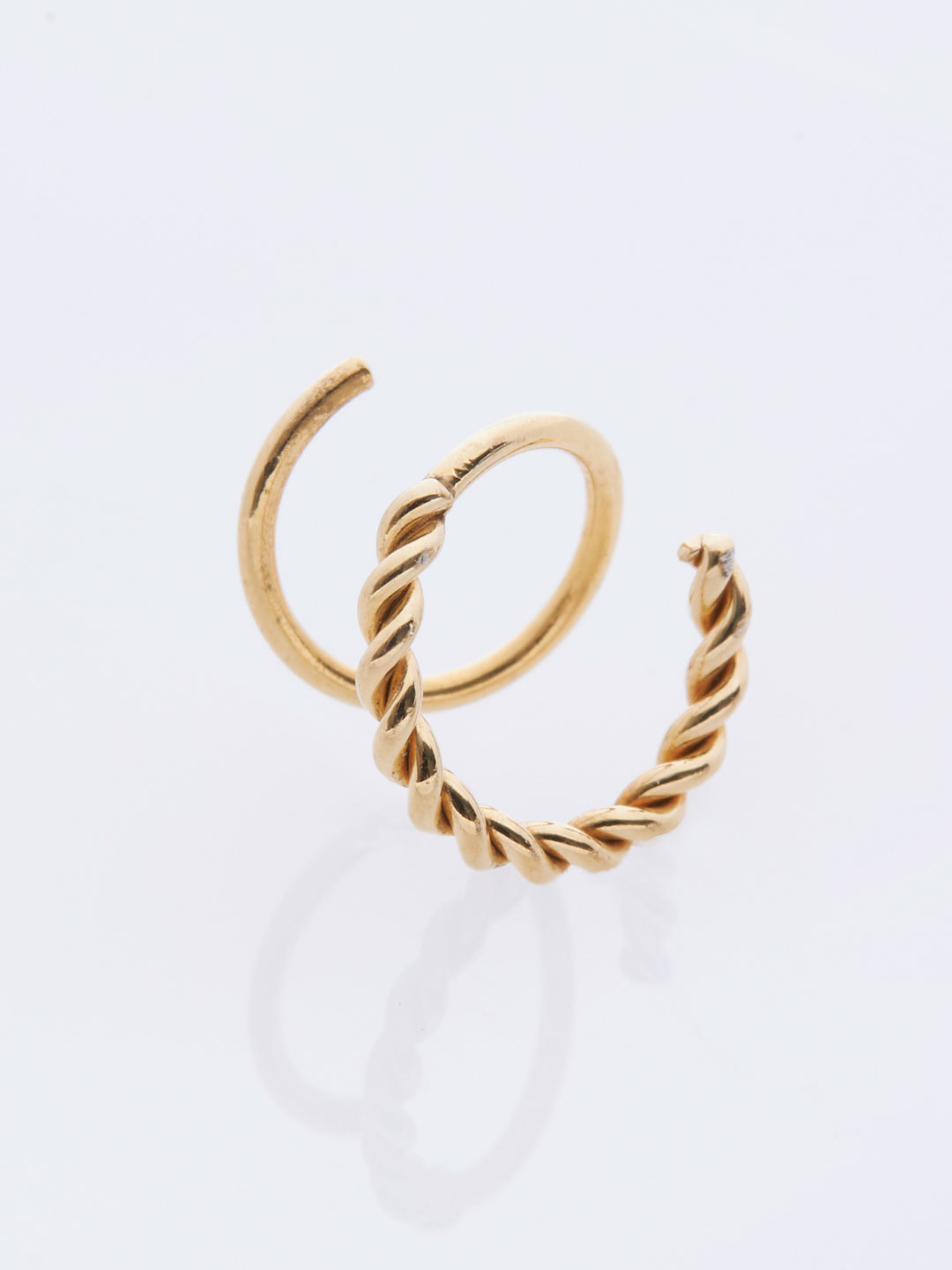 Sofia Twirl Pierced Earring - Yellow Gold