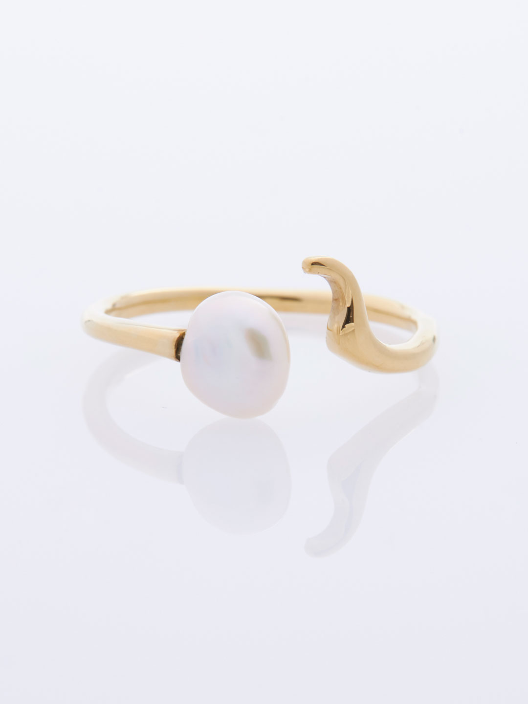 Moon Shine Ring - Yellow Gold