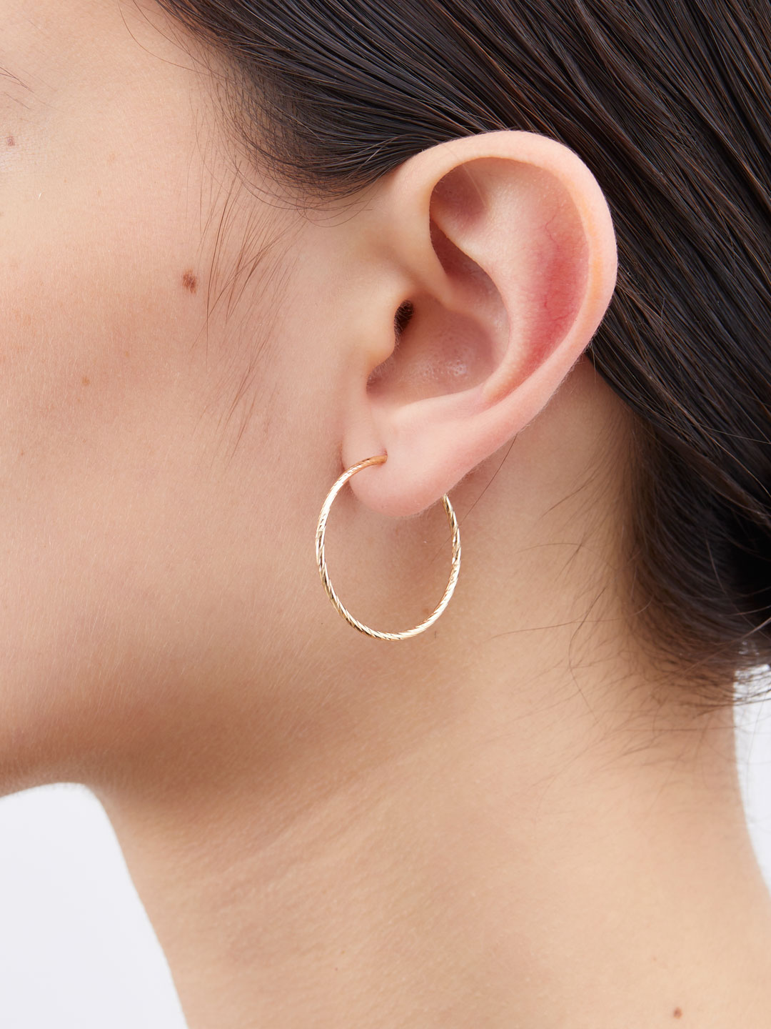 Liv Hoop Pierced Earring25 - Yellow Gold