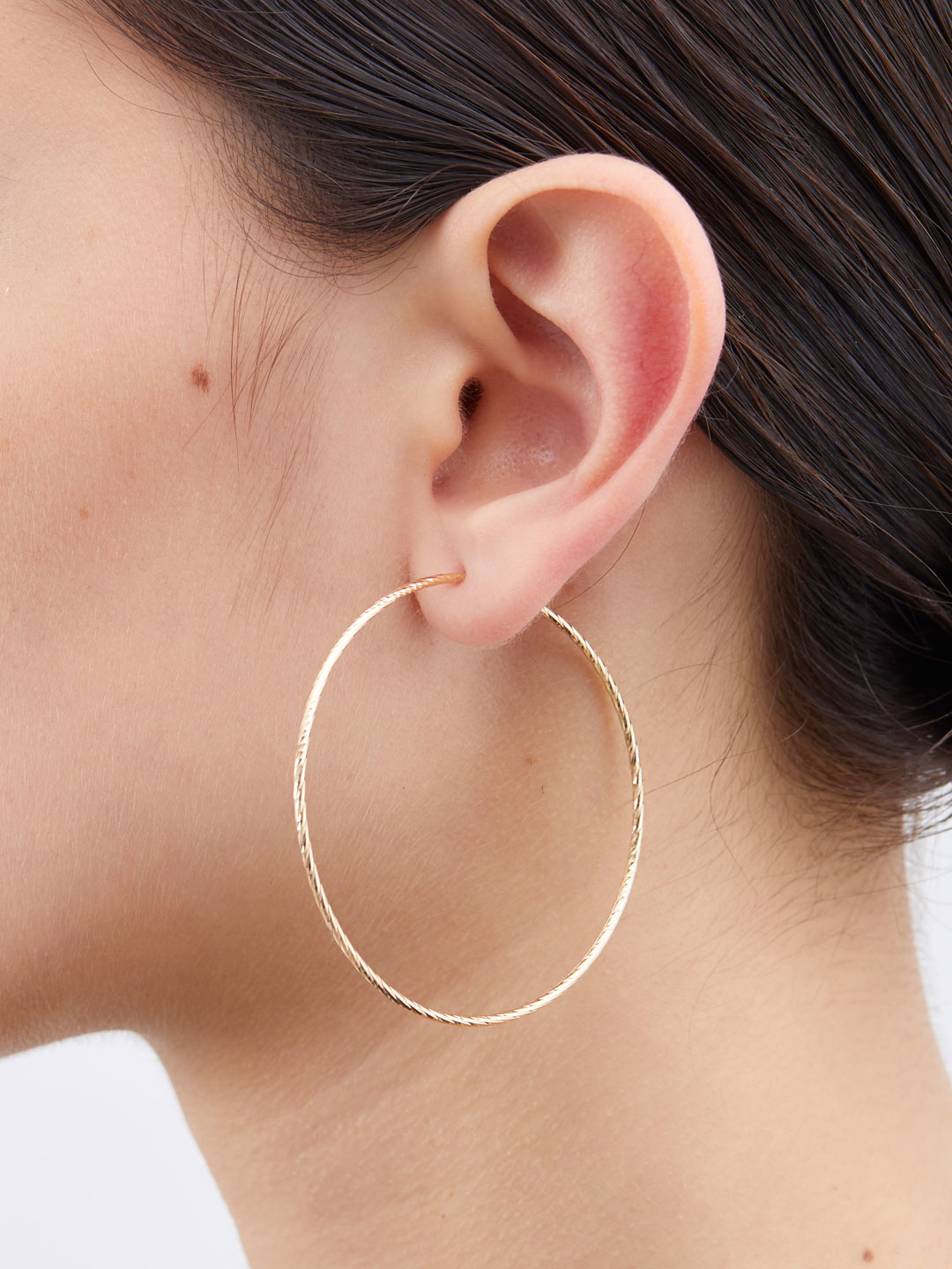 Liv Hoop Pierced Earring50 - Yellow Gold