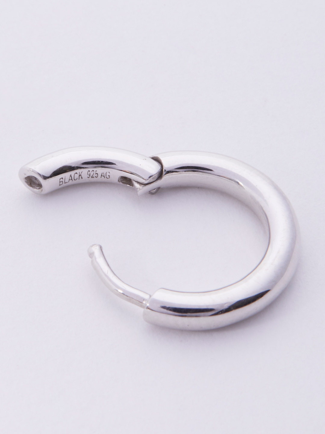 Polo Huggie Pierced Earring - SILVER