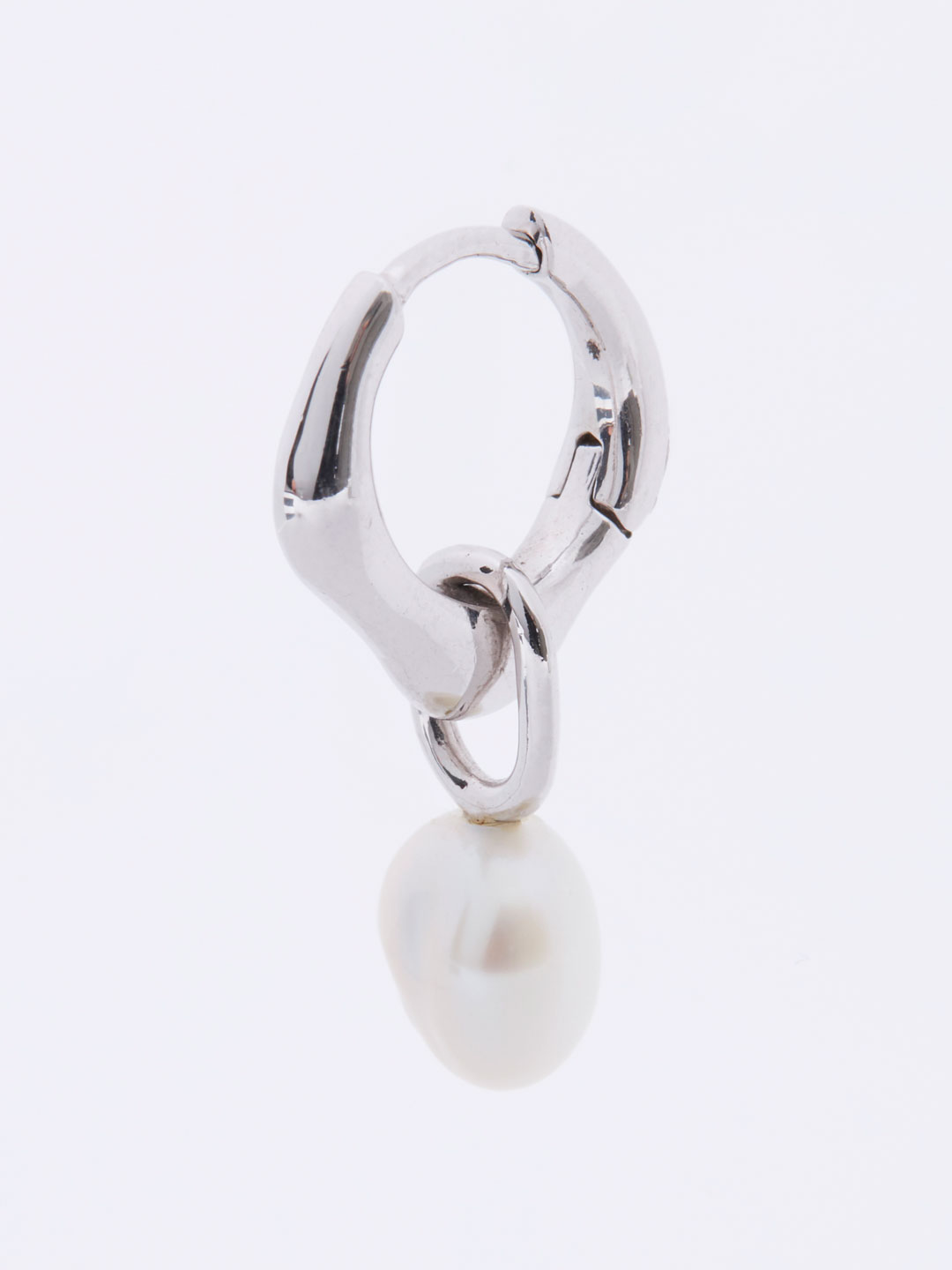 Vento Huggie Pierced Earring- Silver
