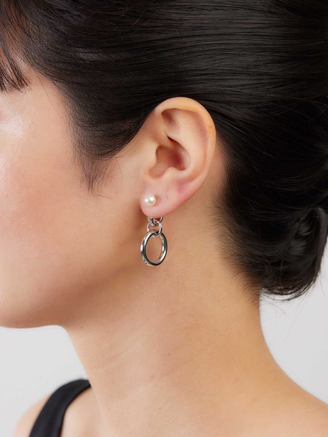 Anita Pearl Pierced Earring - Silver