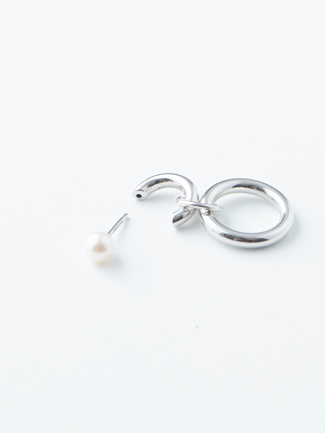 Anita Pearl Pierced Earring - Silver