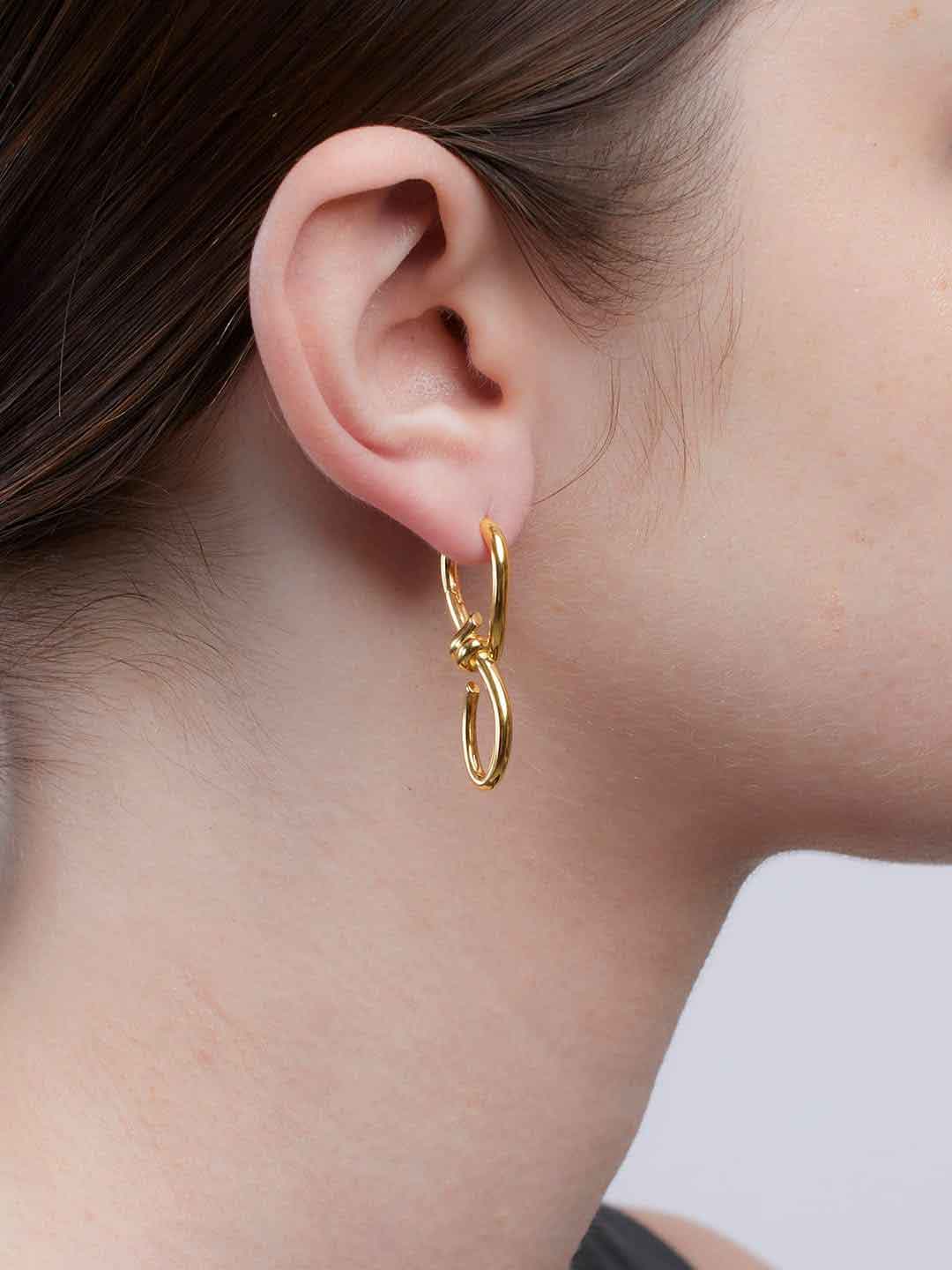 Pirro Pierced Earring - Yellow Gold