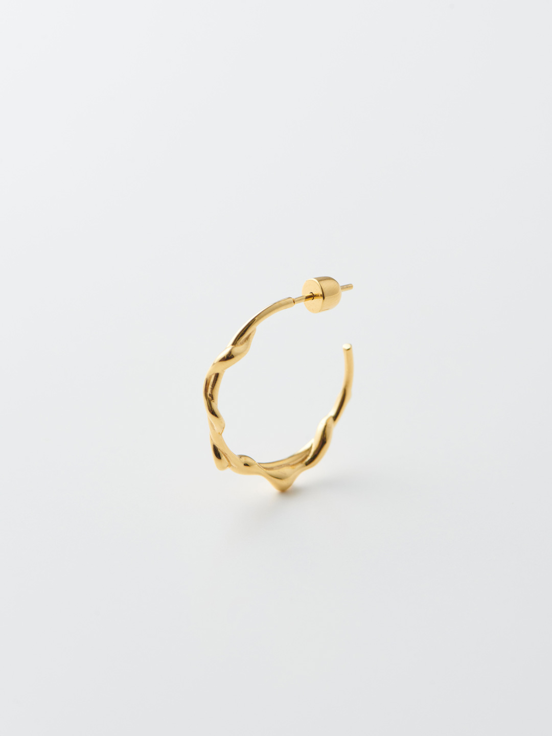 Nuri 25 Hoop Pierced Earring- Yellow Gold