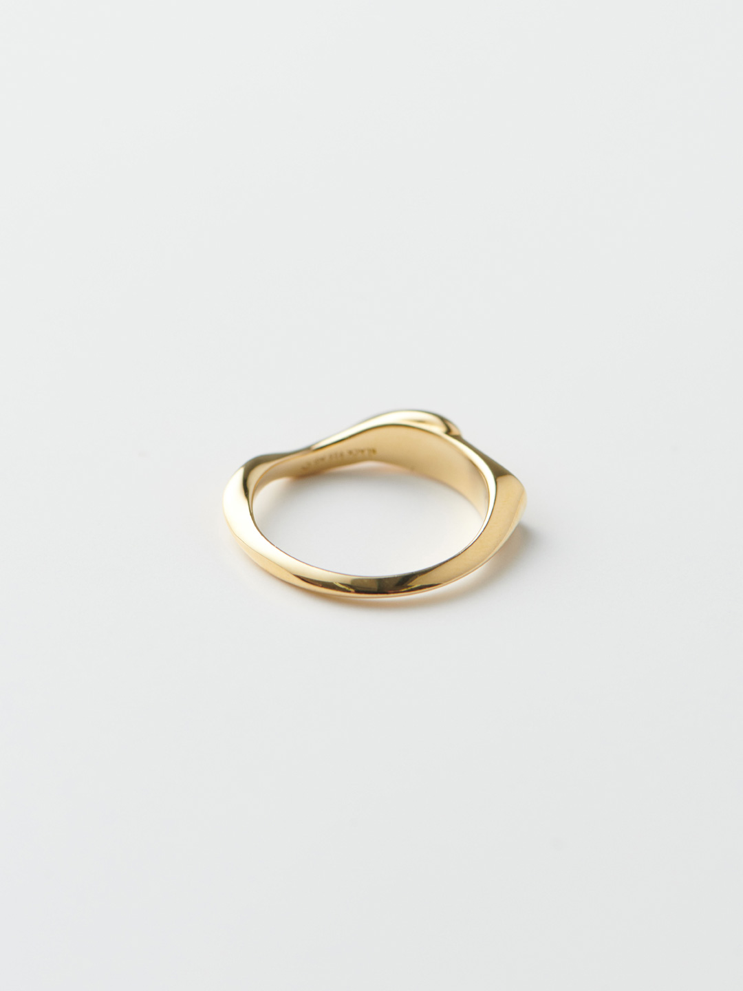 Ena Ring - Yellow Gold
